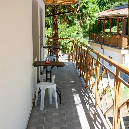 за гости - аербул и приятели Tatil Evi *