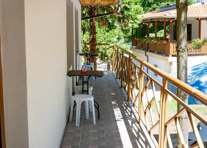 за гости - аербул и приятели Semesterbostad *